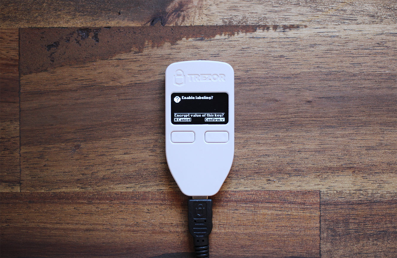 Trezor One - Labeling